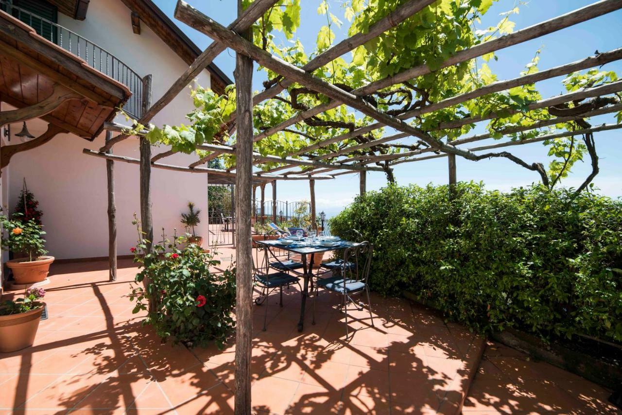 Residence Gioia Furore Bagian luar foto